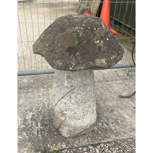 384 - Antique staddle stone