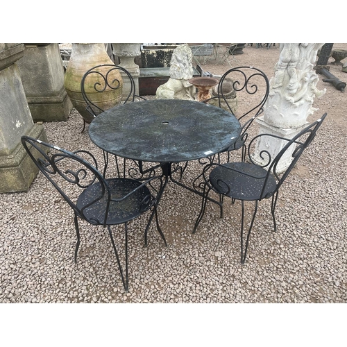 406 - Metal bistro table with 4 matching chairs