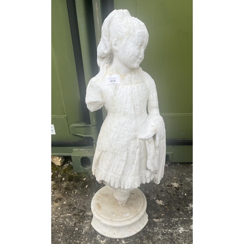 414 - Marble figure of girl on plinth A/F