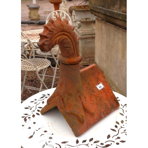 475 - Terracotta roof ridge bracket