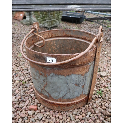 479 - Interesting metal bucket with handle