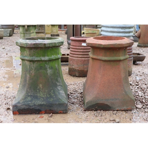 517 - Pair of terracotta chimney pots