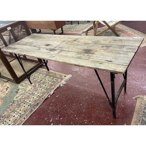 646 - Vintage folding trestle table