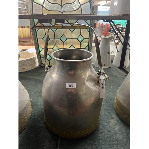 679 - Decorative milk churn