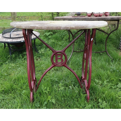 171 - Cast iron sewing machine base with marble top