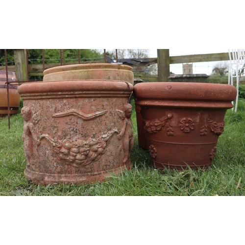 176 - 4 assorted terracotta plant pots