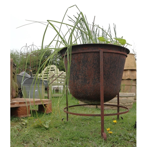 183 - Metal cauldron on stand