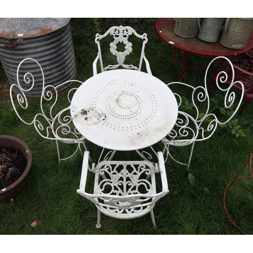 191 - Garden table and 4 chairs