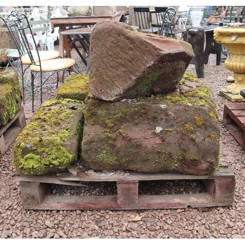 491 - Pallet of large rockery stones