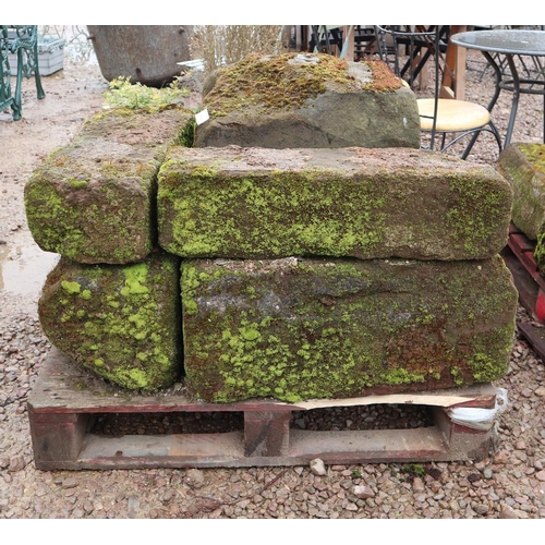 492 - Pallet of large rockery stones