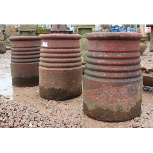 518 - Set of 3 terracotta chimney pots