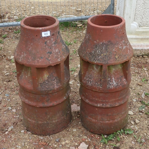 572 - Pair of terracotta chimney pots