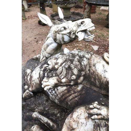 578 - Impressive and large marble statue of a horse being attacked by a lion after Ruggero Bescape - Note:... 