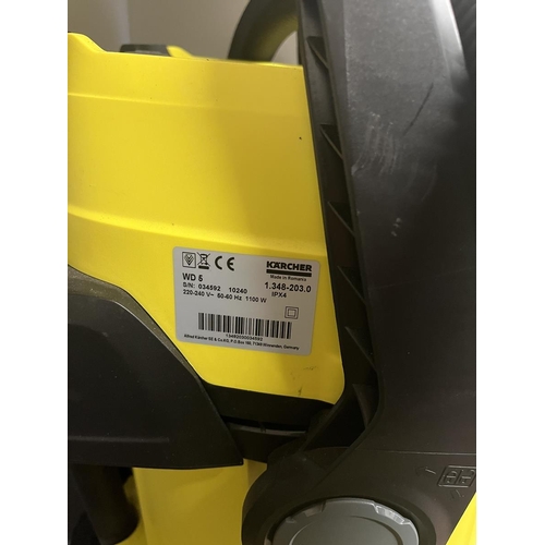 715 - Karcher garden vacuum