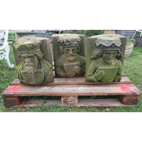 181 - 3 large architectural stone carvings - Approx height: 43cm