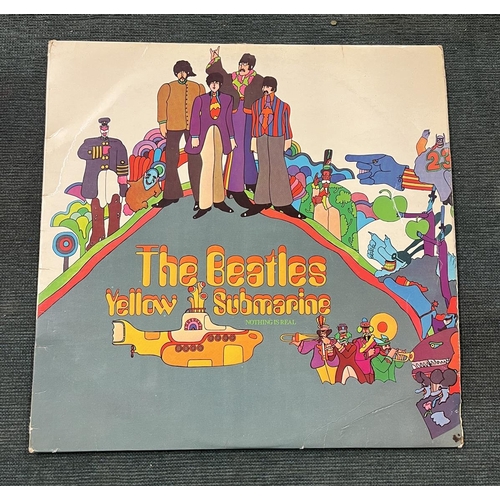 228 - Beatles Yellow Submarine - First press stereo red line sleeve