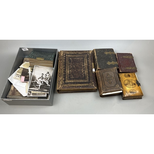 253 - Collection of Victorian photographs and postcards