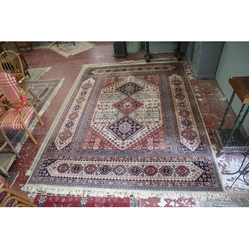 415 - Large hand knotted patterned rug - Approx size: 370cm x 275cm