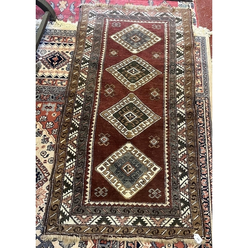 436 - Turkish Anatolian rug - Approx size: 176cm x 90cm