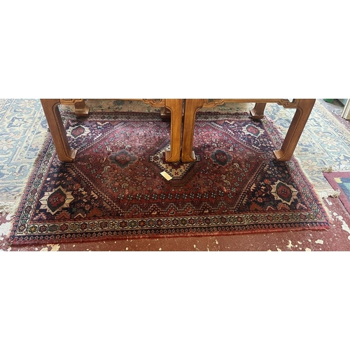 439 - Small red hand woven rug - Approx size: 167cm x 116cm