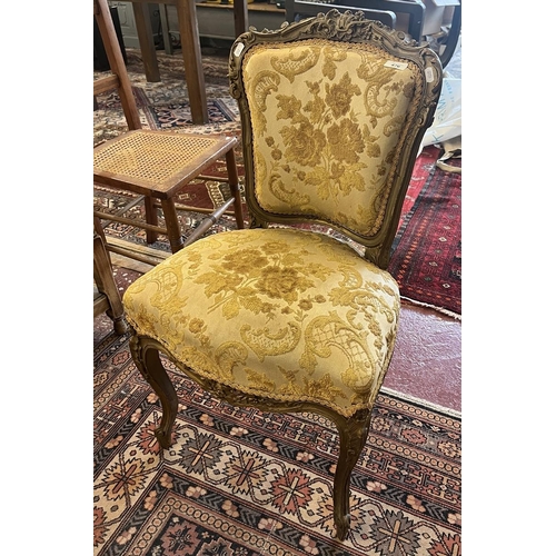 476 - Antique French gilt framed chair