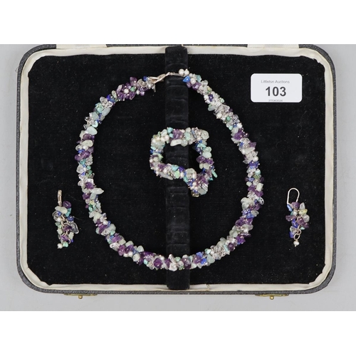 103 - Necklace, bracelet and earring set - Amethyst, pearl etc