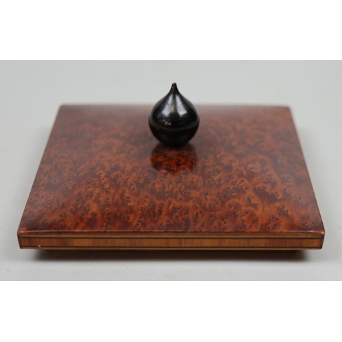 172 - Burr walnut tea caddy