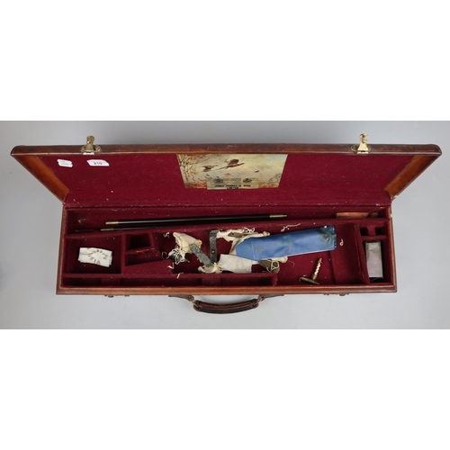 210 - Antique gun case