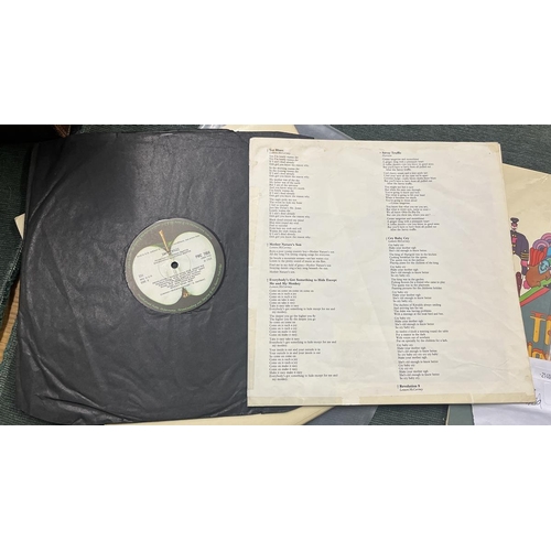 226 - Beatles White record Album number 112537