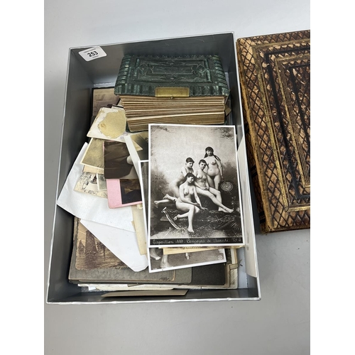 253 - Collection of Victorian photographs and postcards