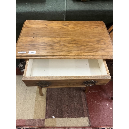 271 - Oak side table with drawer