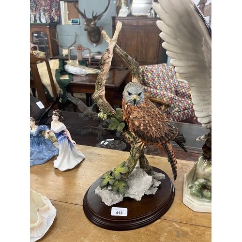 413 - Large ceramic eagle together with 3 Country Artists figurines