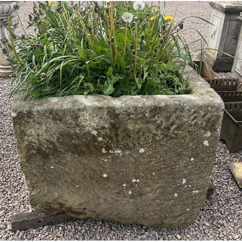 499 - Enormous 16th century sandstone trough from Ludlow racecourse - Approx size: W: 180cm D: 98cm H: 82c... 