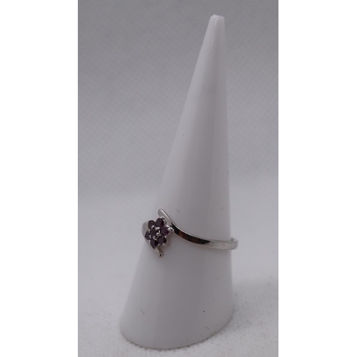 24 - White gold amethyst cluster ring - Size P½