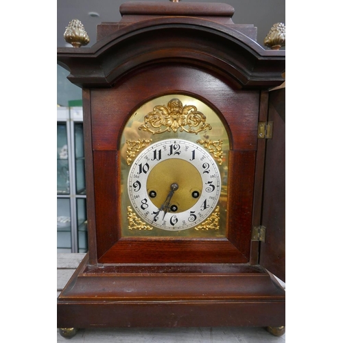 255 - Victorian large mantel clock - Approx height: 52cm