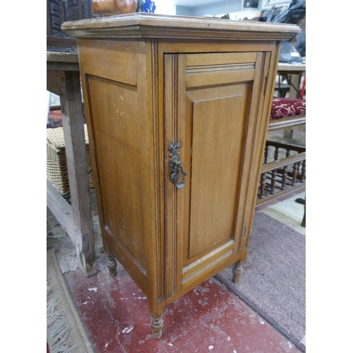 276 - Walnut pot cupboard