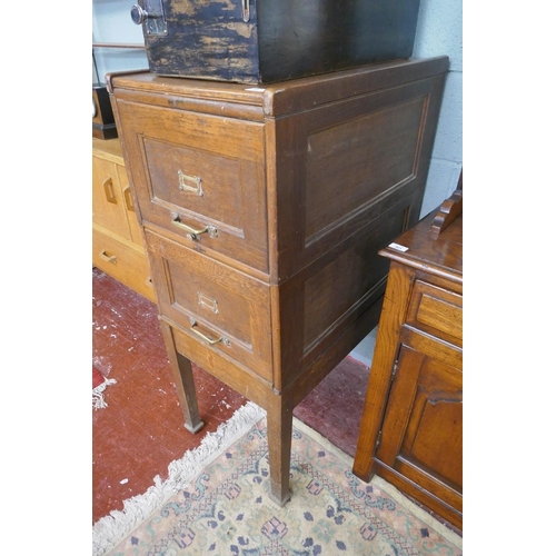 300 - Edwardian oak filing cabinet - Approx size: W: 47cm D: 71cm H: 116cm