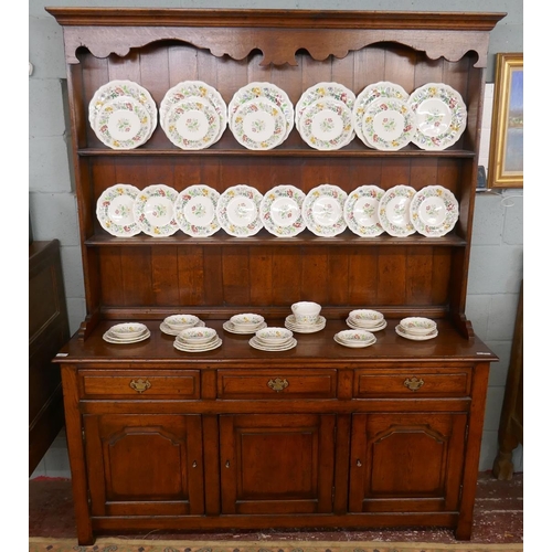 301 - Good quality oak Welsh dresser - Approx size: W: 165cm D: 47cm H: 205cm