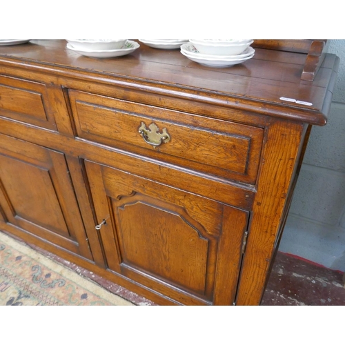 301 - Good quality oak Welsh dresser - Approx size: W: 165cm D: 47cm H: 205cm