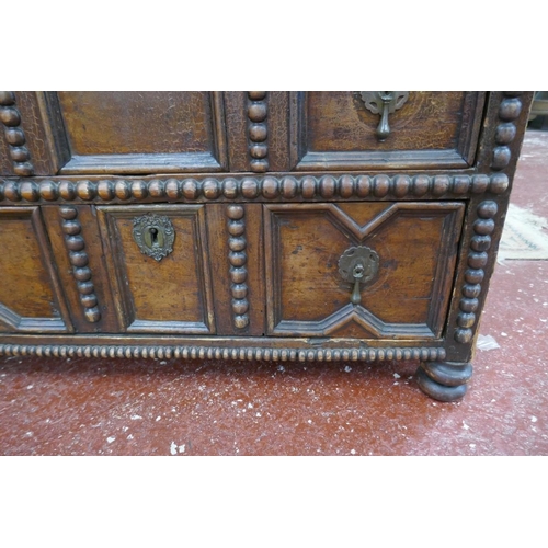 396 - Rare 17th/18thC pine chest of drawers - Approx size: W: 74cm D: 50cm H: 77cm