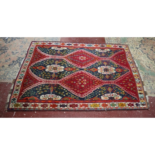 404 - Large red patterned rug - Approx 257cm x 178cm