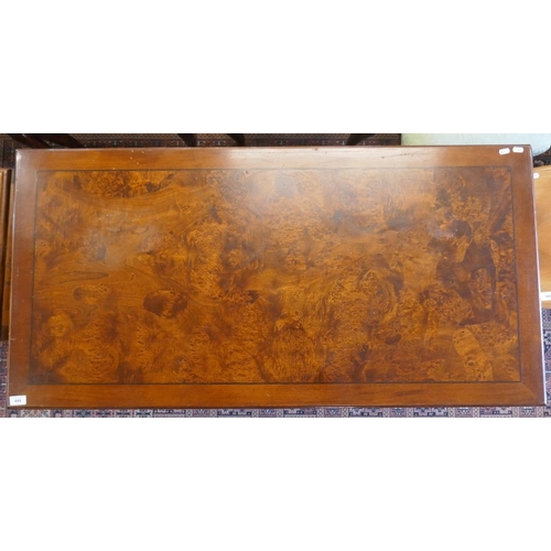 444 - Burr walnut coffee table with two drawers - Approx size: W: 130cm D: 65cm H: 50cm
