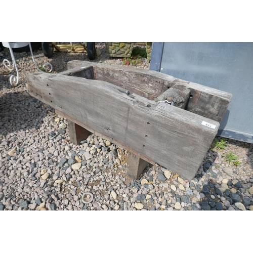 471 - Rustic wooden planter