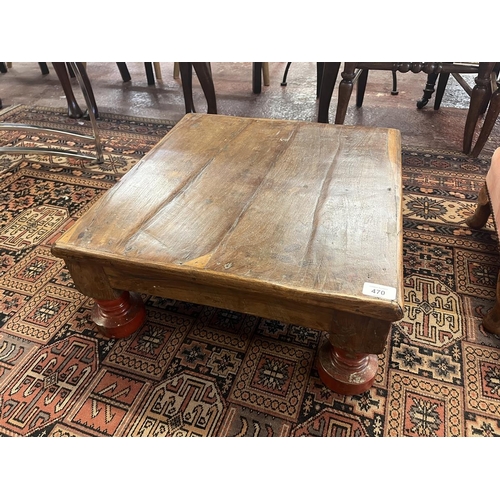 470 - Small Indian table