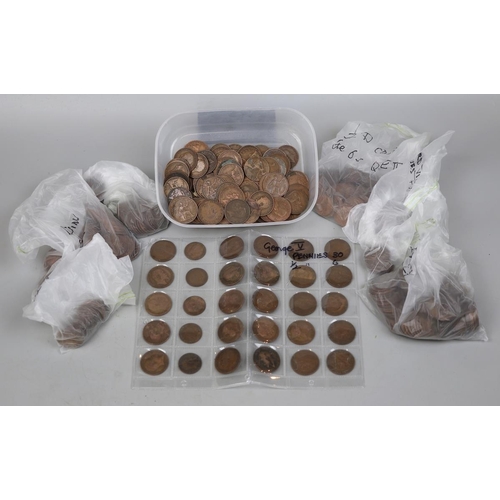 94 - Collection of copper coins - George V - Elizabeth II
