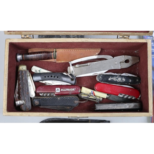 119 - Collection of knives to include a silver fruit knife