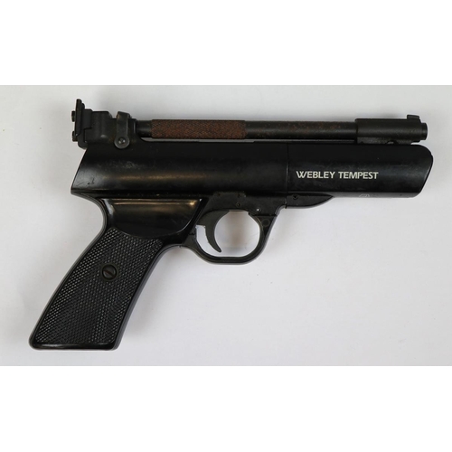 121 - Webley tempest air pistol