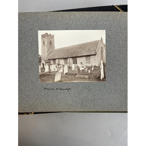 253 - Good collection of vintage photo albums containing mainly social history images