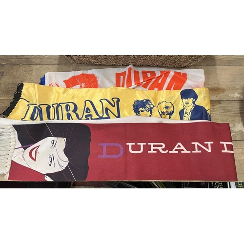 292 - Large collection of Duran Duran memorabilia to include signatures