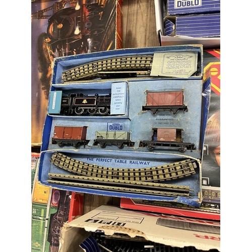 294 - Large collection of OO gauge railway items to include trains etc